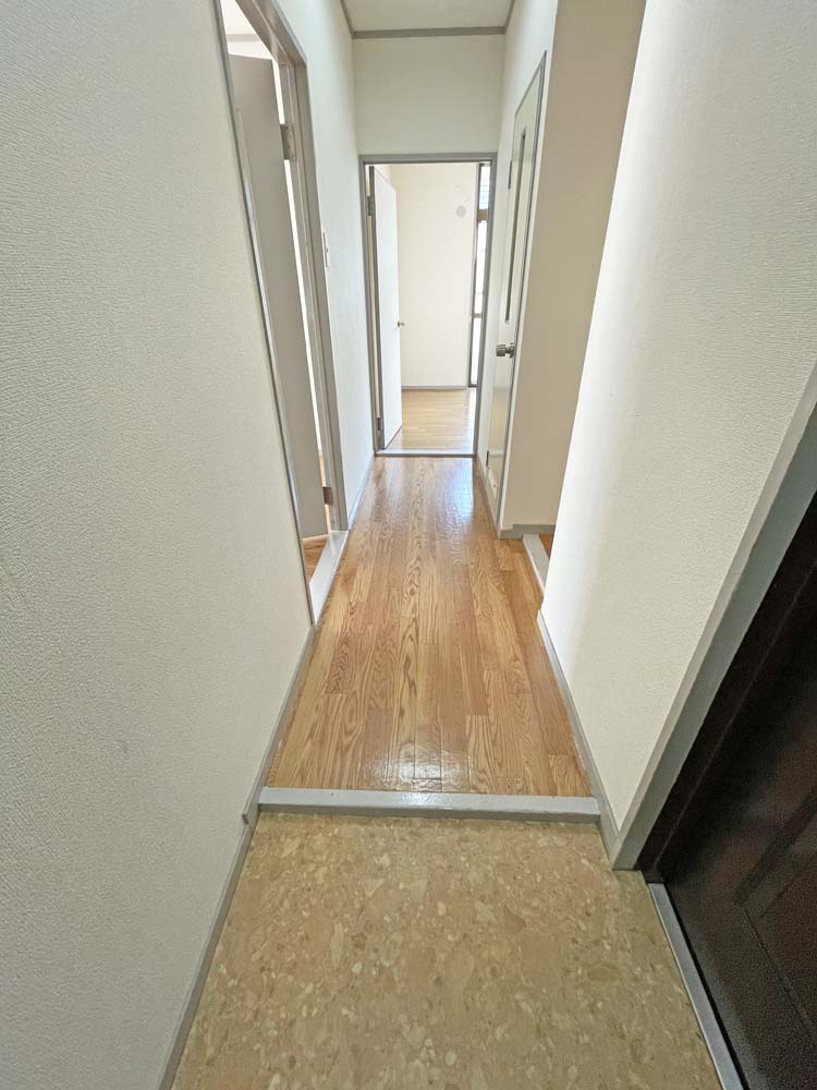 ラピーヌ甲東の玄関