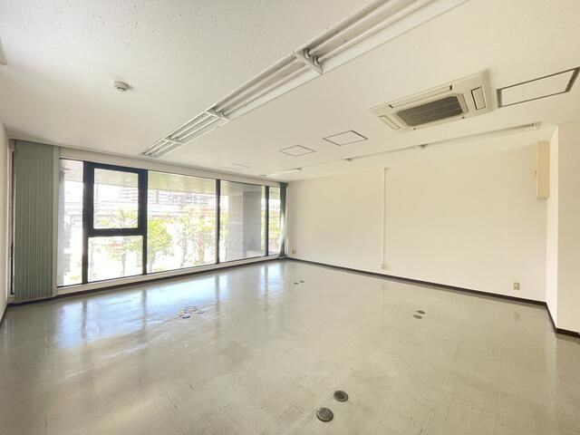 中町武井ビルの寝室