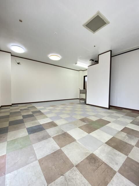 シティ厚木ビルの寝室