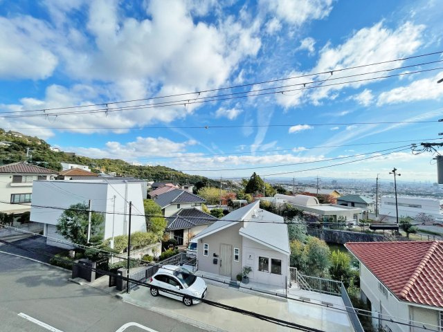 西宮市苦楽園四番町新築一戸建て│4LDK+駐車2台可の展望|バルコニーからの眺望！見晴らしの良い景色はちょっとした贅沢空間です。