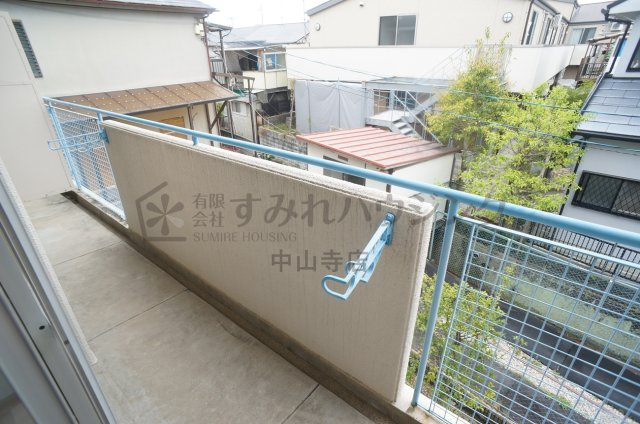 モダンアパートメント神戸宝塚Ⅱのバルコニー