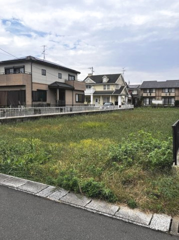 ６４３０３　羽島郡笠松町長池土地の外観