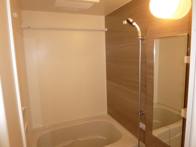 コンフォート神田Ｂの浴室|浴室乾燥機