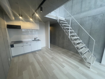 【居間・リビング】 | 2232フレグランスアベニュー