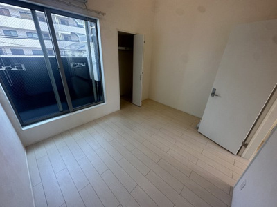 【寝室】 | ラ・フロレゾン