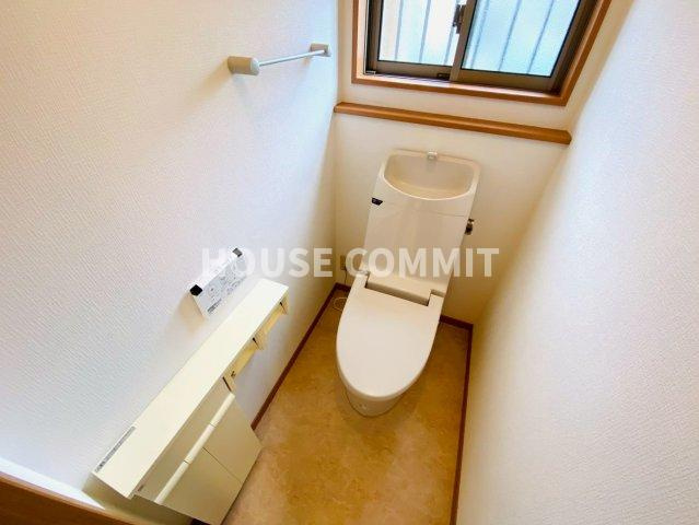 富里市七栄中古戸建のトイレ