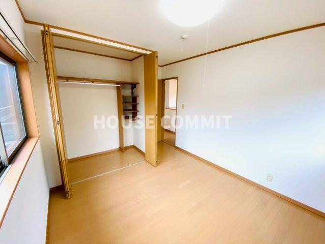 富里市七栄中古戸建の洋室