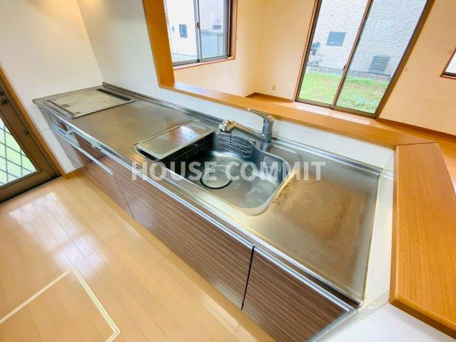 富里市七栄中古戸建のキッチン