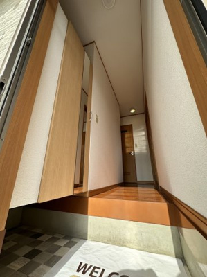 【玄関】 | 関戸戸建貸家