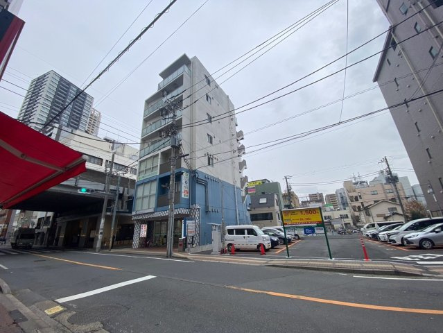  本八幡駅前ビルの周辺