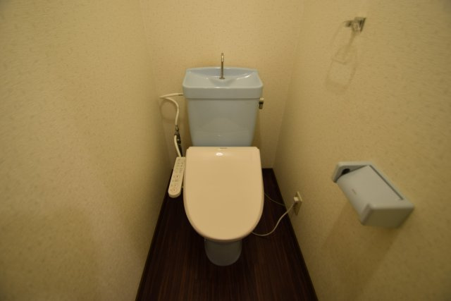 パーラーローズのトイレ|和室収納