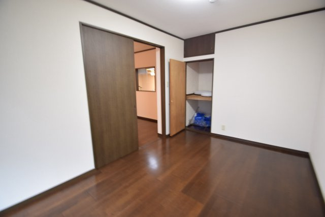 パーラーローズの寝室|室内フローリング