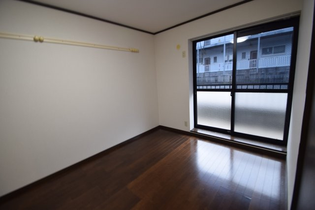 パーラーローズの寝室|綺麗な室内