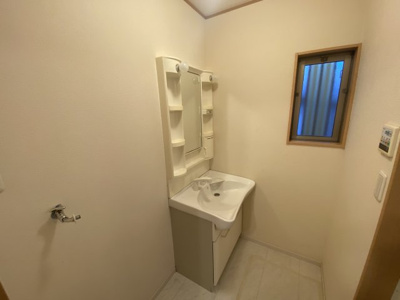 【独立洗面台】