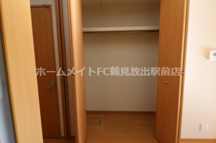 リバーサイドルーチェB棟の収納