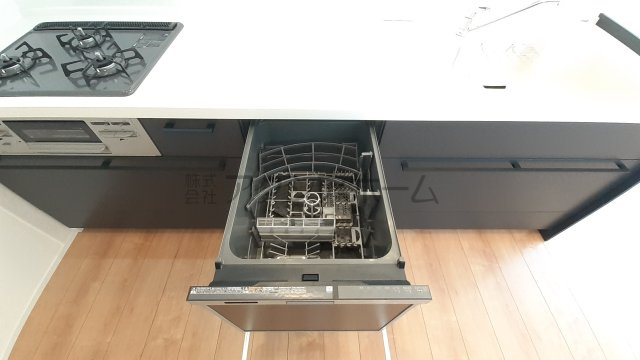 入間市扇台6丁目・全1棟　新築未入居一戸建　～LDK吹抜け～のキッチン|食洗器