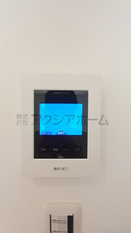 入間市扇台6丁目・全1棟　新築未入居一戸建　～LDK吹抜け～の設備|TVモニター付きインターフォン