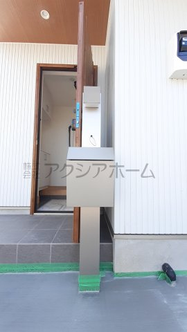 入間市扇台6丁目・全1棟　新築一戸建　～LDK吹抜け～の設備|郵便受け