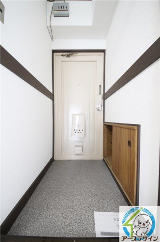 別所マンションの玄関