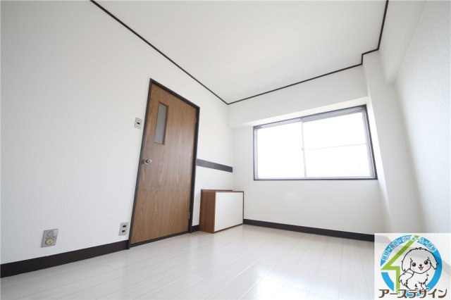 別所マンションの寝室