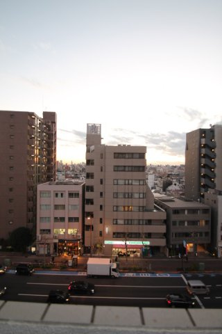 間取り反転タイプのお部屋の参考写真です。