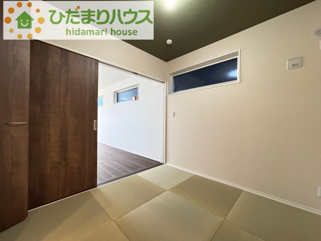 東松山市山崎町　　タマタウン　03の内装|すぐ横になれる和室は、みんながほっと一息つける空間
