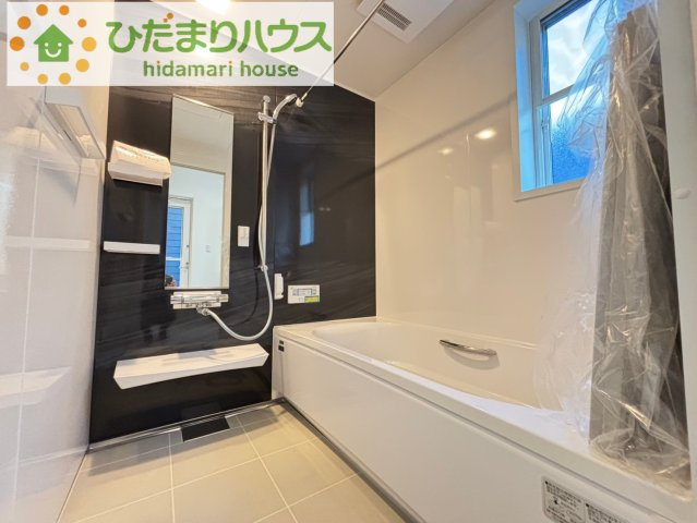 東松山市山崎町　　タマタウン　03の浴室|ゆったり浸かれる広々バスルーム♪お子様とも一緒に入れます。