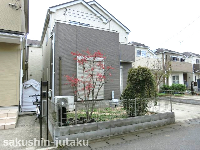 作新台７丁目　中古戸建の外観|作新台７丁目　中古戸建　土地約40坪・建物ゆったり約31坪　2016年建築　東南側公道面