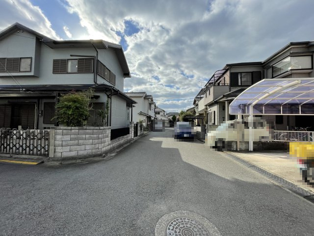 和歌山市太田・中古戸建・54620の前面道路含む現地写真