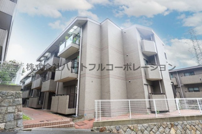 【外観】 | ディオレ新神戸D棟　仲介手数料割引！ | 建物外観を気になさる方へ、見た目の良い物件です