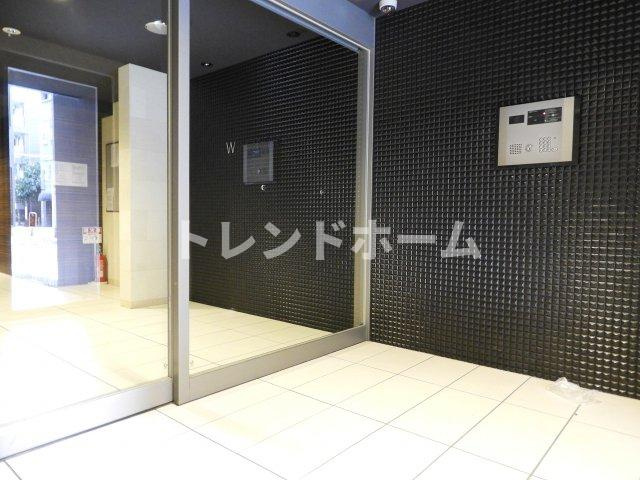 W-STYLE大阪駅前のエントランス|選べる家電プランあり！！