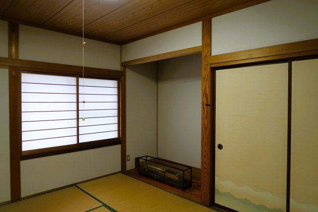 西伯郡伯耆町岸本　中古一戸建ての和室|２階和室