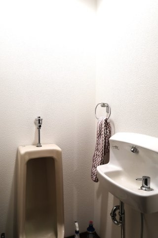 西伯郡伯耆町岸本　中古一戸建てのトイレ