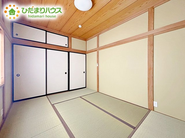 【和室】 | ひたちなか市八幡町　中古戸建 | 客間としてもお子様のプレイルームとしてもご活用頂けます。将来は寝室としても利用でき二階に上がらず生活導線を作ることができ大変重宝するスペース！