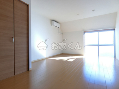 【居間・リビング】 | レバンス高取 | 室内