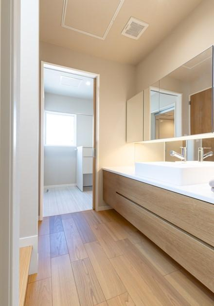 下野市仁良川　新築戸建の洗面所