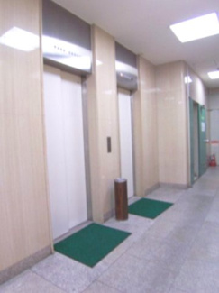 【その他共用部分】 | 旧居留地の事務所物件 | エレベータホール