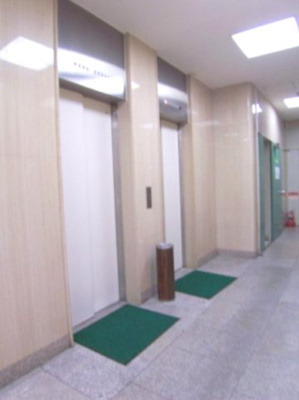 【その他共用部分】 | 旧居留地の事務所物件 | エレベータホール
