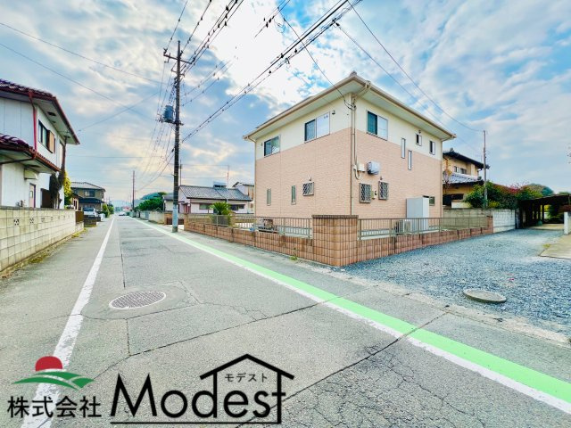 藤岡市藤岡の前面道路含む現地写真|車の通りも少なく駐車も楽々♪