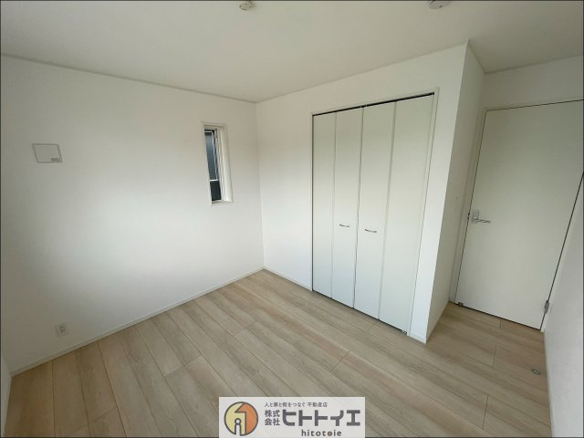 久留米市東櫛原町第5-1の洋室