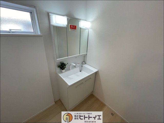 久留米市東櫛原町第5-1の独立洗面台