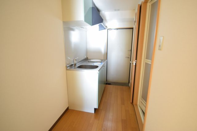 ミリアビタ№７の居間・リビング|フローリング使用です。