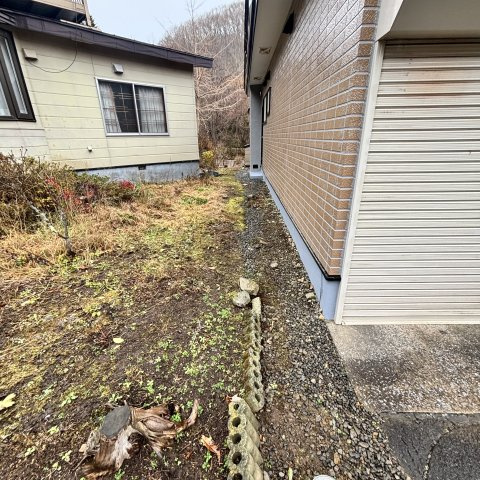 室蘭市港北町5丁目97-1の庭