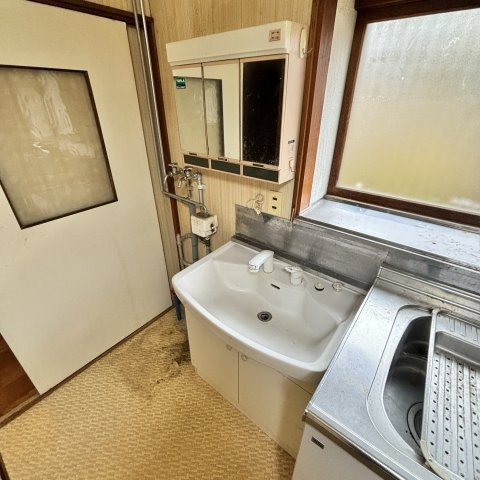 室蘭市港北町5丁目97-1の洗面所