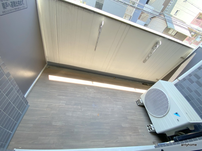 プレサンス谷町七丁目　仲介手数料無料のバルコニー