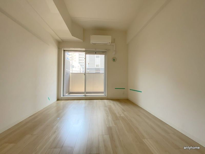 プレサンス谷町七丁目　仲介手数料無料の居間・リビング