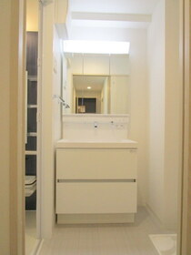 フェアリア船橋本町の洗面所