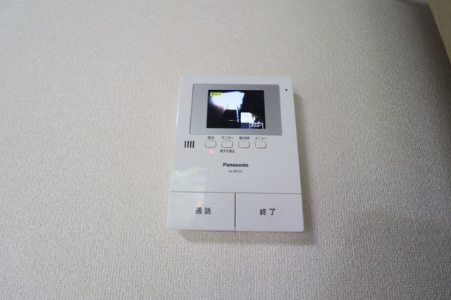 サニーコート桜井 Ⅱのセキュリティ|カラー録画付きインターホン