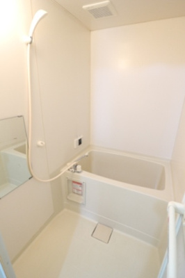 【浴室】 | グリーンヒルズ中峠台 Ｅ | バスルーム