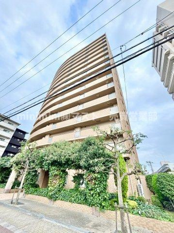 メロディーハイム鶴見パークオアシスの外観